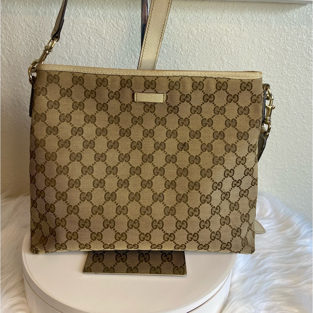 Gucci Monogram Canvas Vintage Crossbody Gem